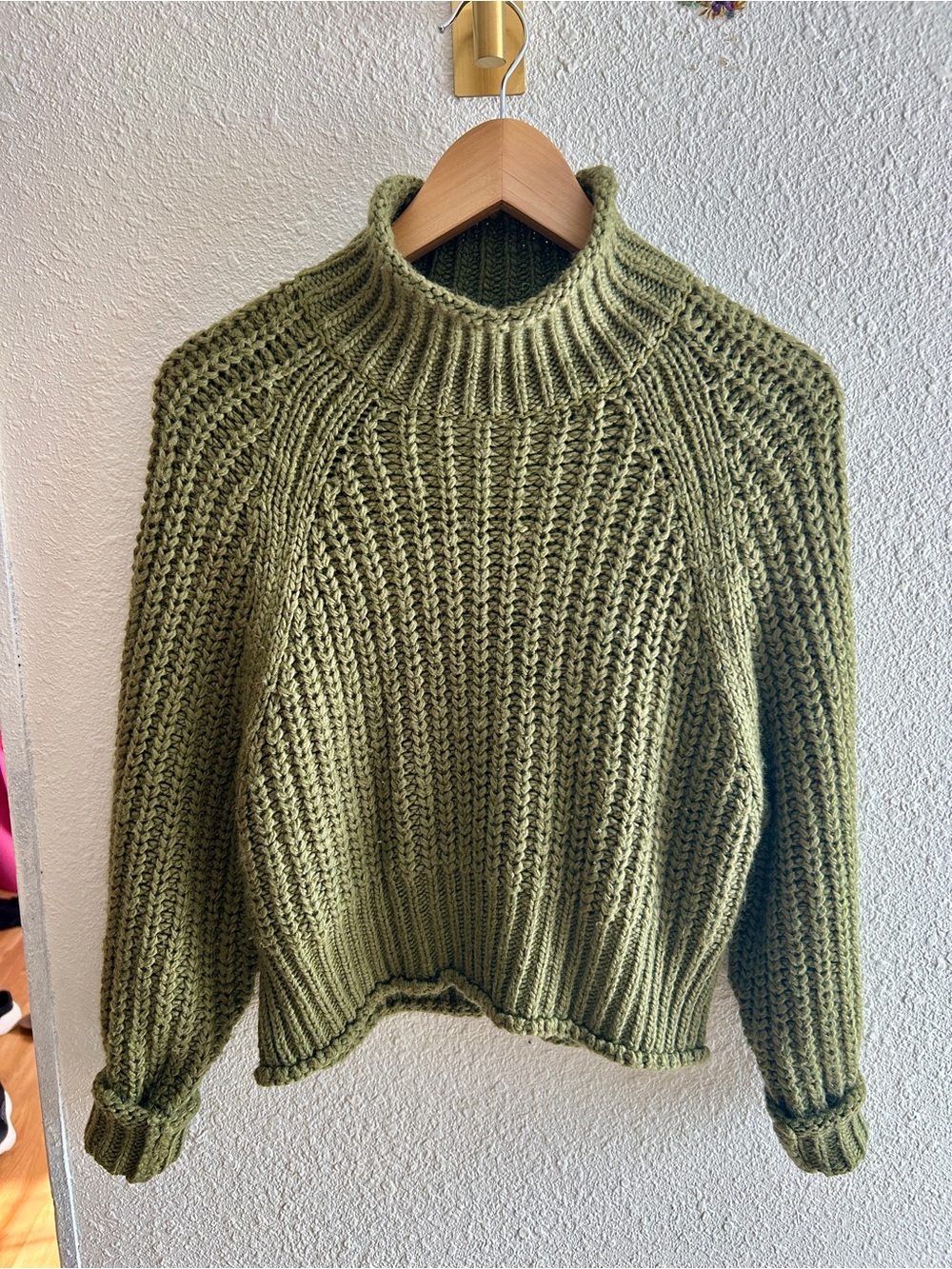 Fall H&M Olive Green Sweater